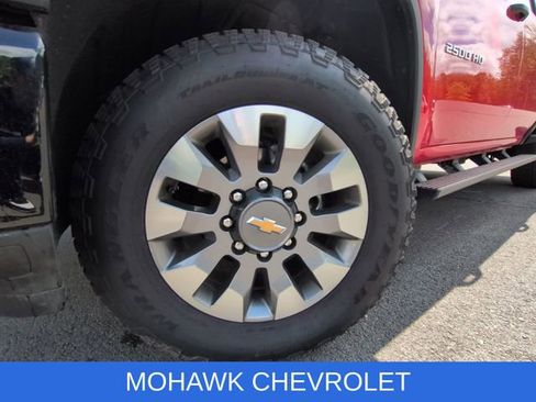 Used 2026 Chevrolet Silverado 2500 Custom w/ Custom Value Package AWD/4WD image 8