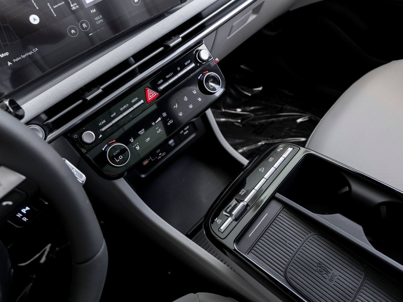 New 2026 Hyundai Tucson Limited AWD/4WD image 17