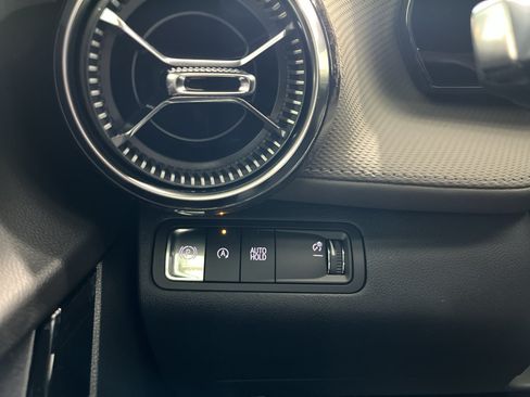 New 2026 Chevrolet Equinox LT w/ Convenience Package II FWD image 30