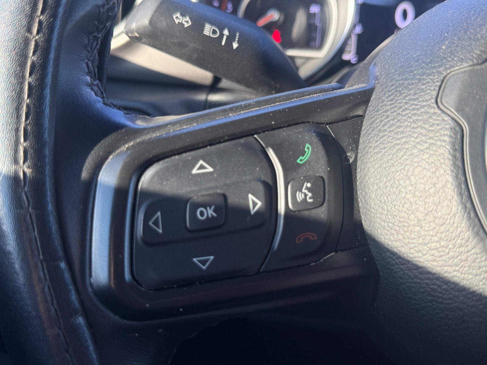 Used 2021 Jeep Gladiator Sport AWD/4WD image 19