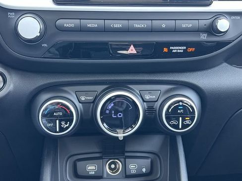 New 2026 Hyundai Venue SEL FWD image 15