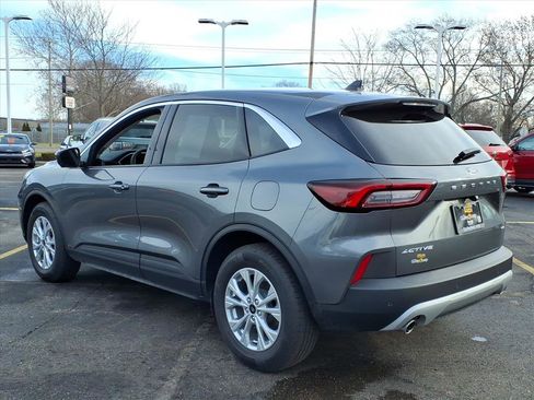 Used 2023 Ford Escape Active w/ Tech Pack #2 image 9