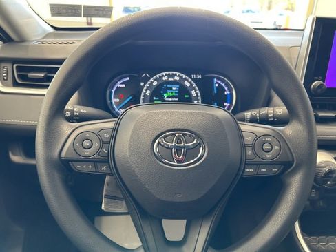 New 2025 Toyota RAV4 XLE image 10