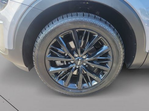 Certified 2022 Kia Telluride SX w/ SX Prestige Package AWD/4WD image 9
