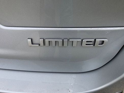 New 2025 Jeep Grand Cherokee L Limited w/ Trailer Tow Package image 10