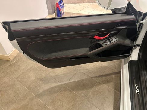 Used 2022 Porsche 718 Cayman GT4 image 12