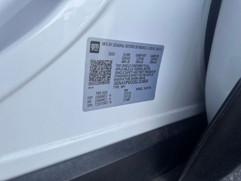 Used 2025 Chevrolet Equinox LT image 22