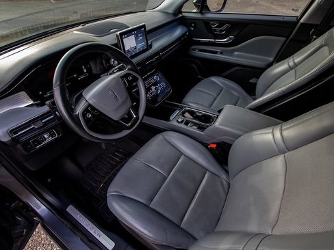 Used 2021 Lincoln Corsair Reserve AWD/4WD image 11