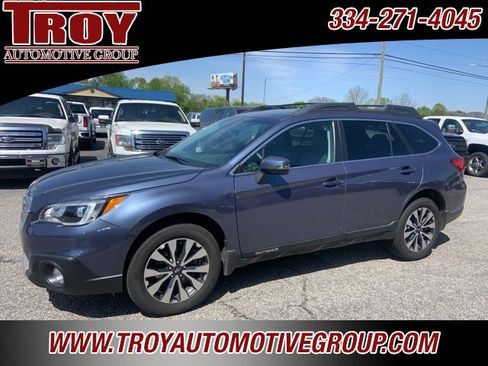 Used 2017 Subaru Outback 2.5i Limited image 3