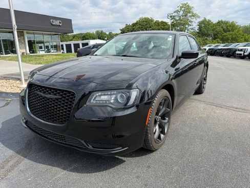 Used 2021 Chrysler 300 Touring w/ Sport Appearance Package RWD image 1