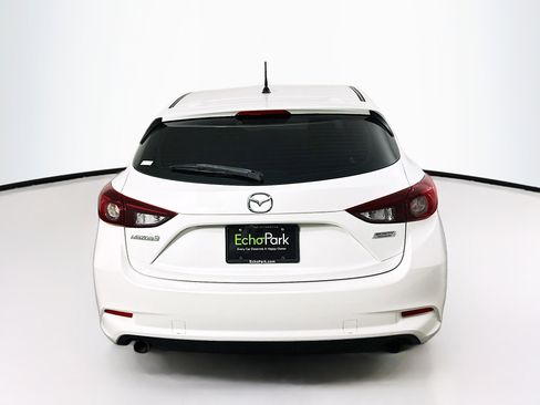 Used 2017 MAZDA MAZDA3 Sport image 7