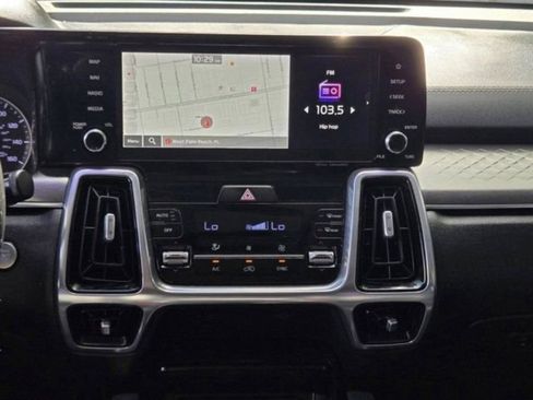 Used 2022 Kia Sorento SX AWD/4WD image 21