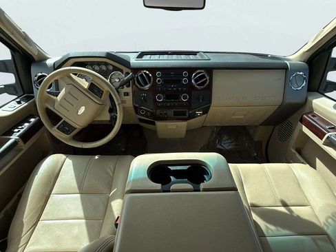 Used 2010 Ford F350 Lariat image 9