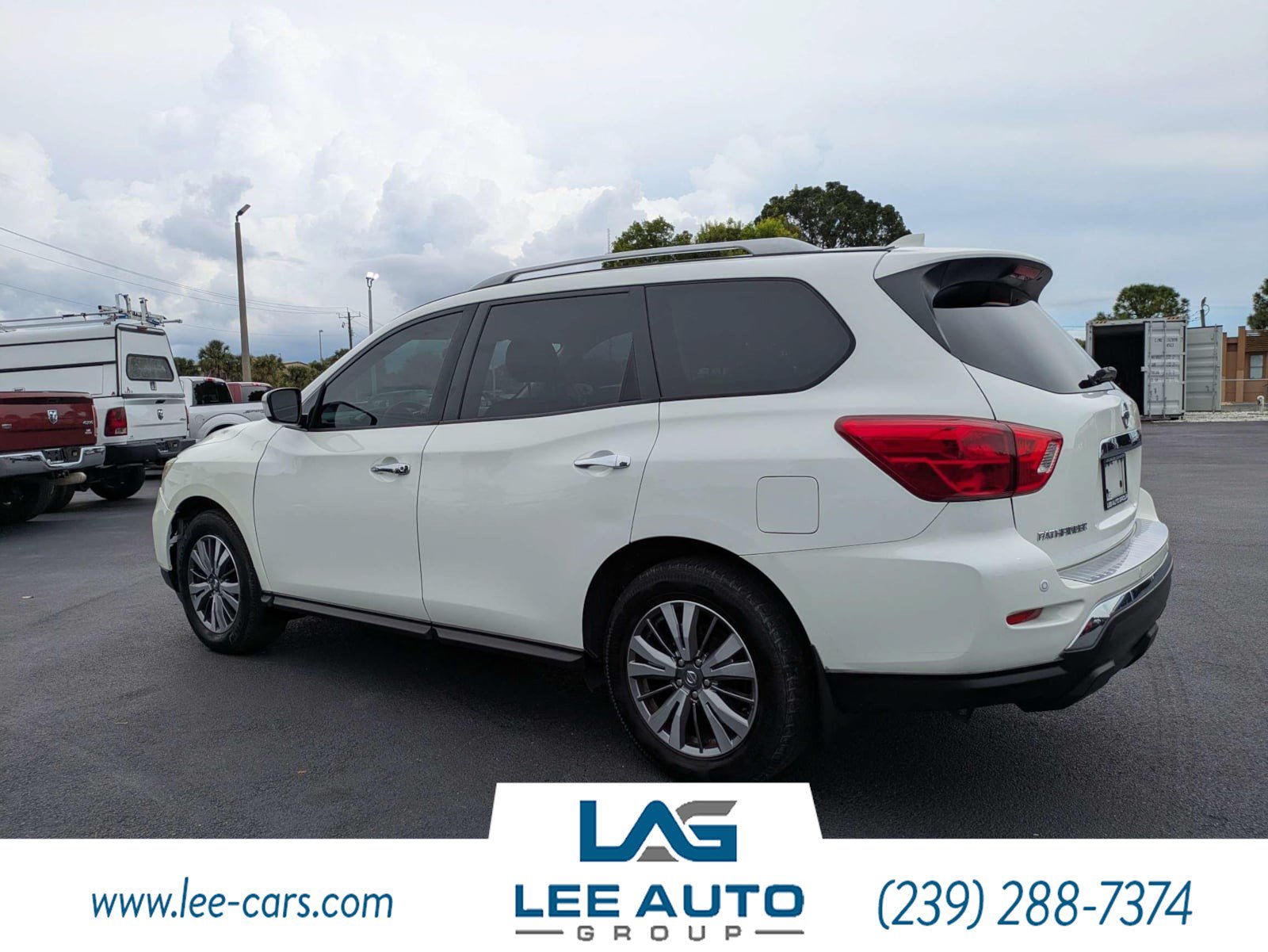 Used 2020 Nissan Pathfinder S FWD image 5