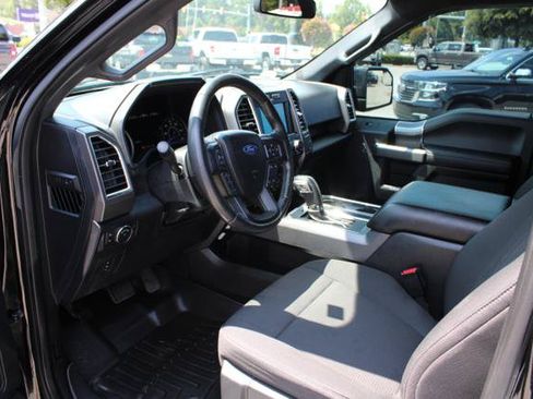 Used 2017 Ford F150 XLT w/ Equipment Group 302A Luxury AWD/4WD image 19