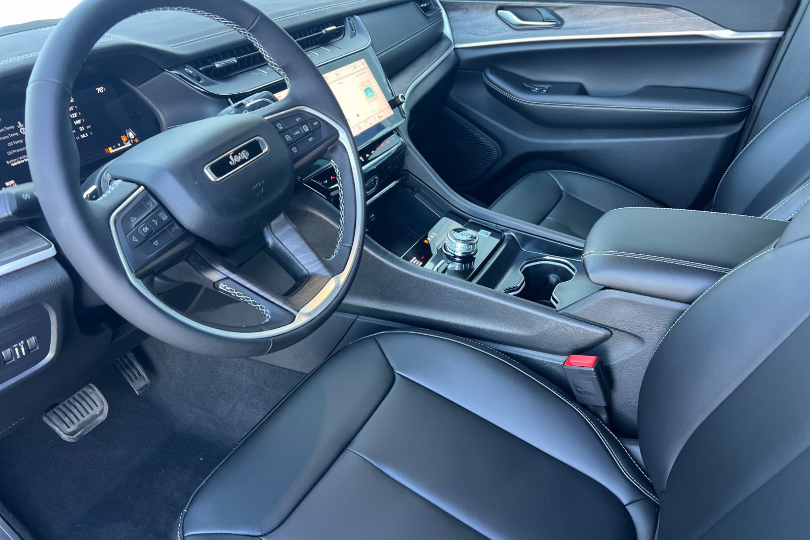 New 2027 Jeep Grand Cherokee Limited AWD/4WD image 11