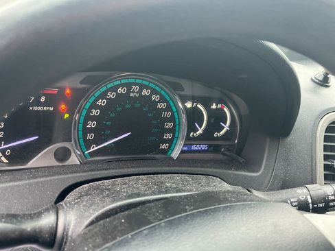 Used 2013 Toyota Venza LE image 9