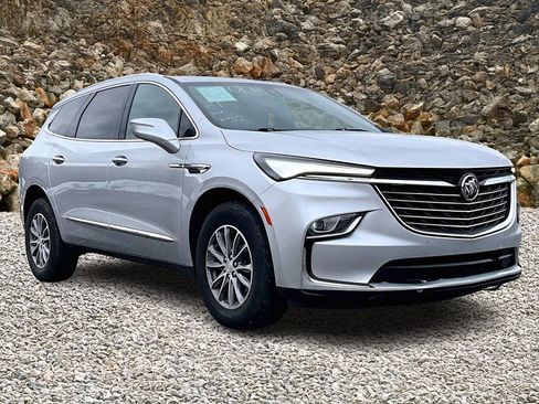 Used 2022 Buick Enclave Premium image 9