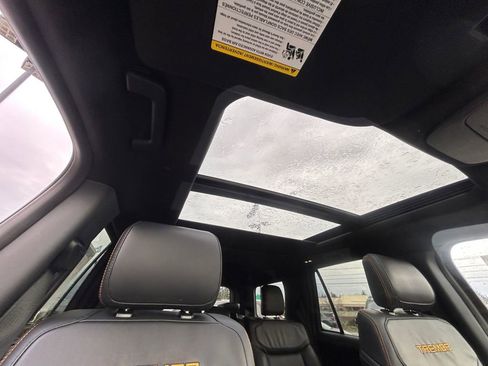 New 2025 Ford Expedition Tremor image 28