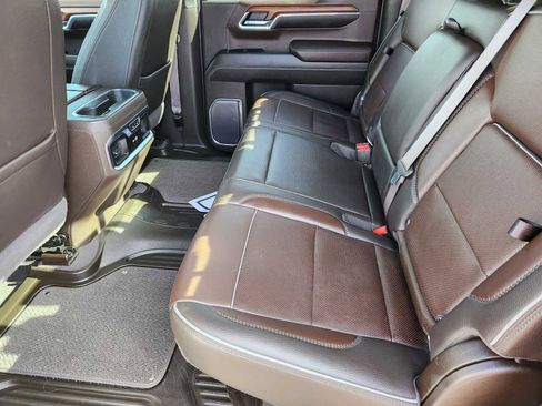 Used 2023 GMC Sierra 1500 Denali w/ Denali Reserve Package image 9