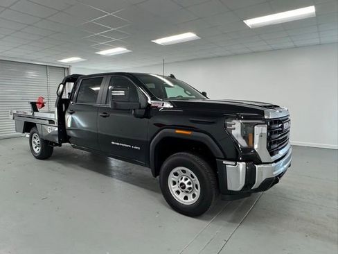 New 2026 GMC Sierra 3500 Pro w/ Convenience Package image 3