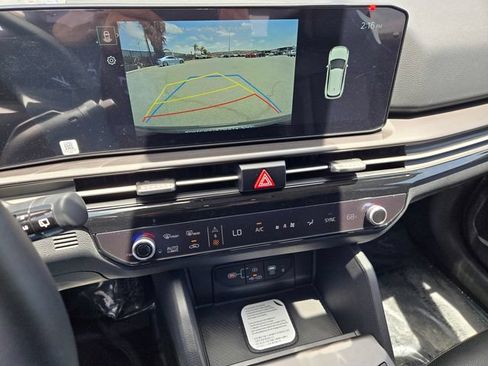 New 2026 Kia Sportage EX FWD image 10