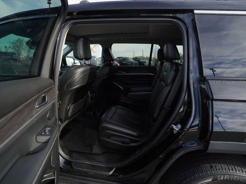 Used 2021 Jeep Grand Cherokee L Limited image 16