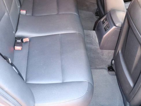 Used 2011 BMW 328i Sedan RWD image 38