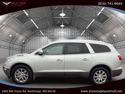 Used 2012 Buick Enclave Leather w/ Trailering Provision Package image 2