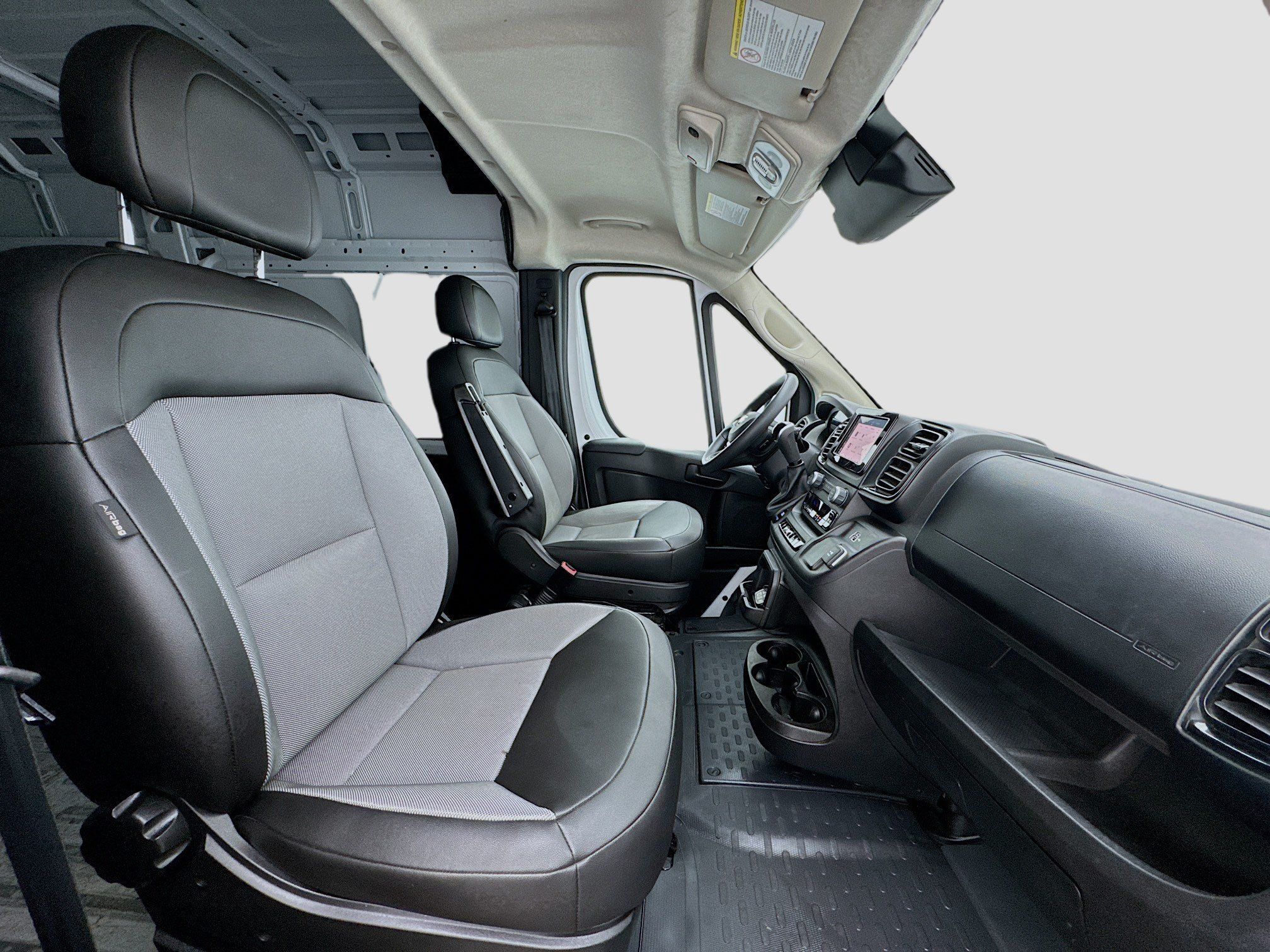 Used 2025 RAM ProMaster 2500 w/ Convenience Group FWD image 18