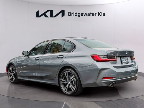 Used 2023 BMW 330i xDrive Sedan w/ Premium Package AWD/4WD image 4