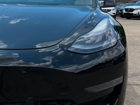 Used 2022 Tesla Model 3 Long Range AWD/4WD image 13