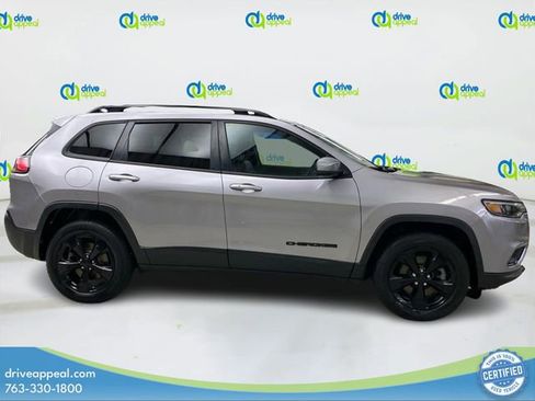 Used 2020 Jeep Cherokee Latitude Plus AWD/4WD image 4