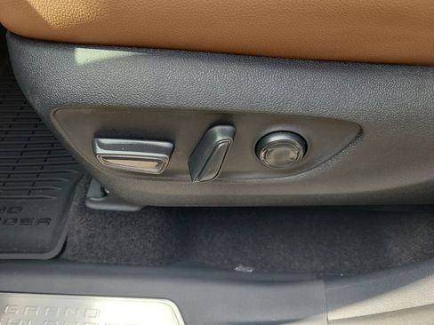 New 2026 Toyota Grand Highlander AWD image 19