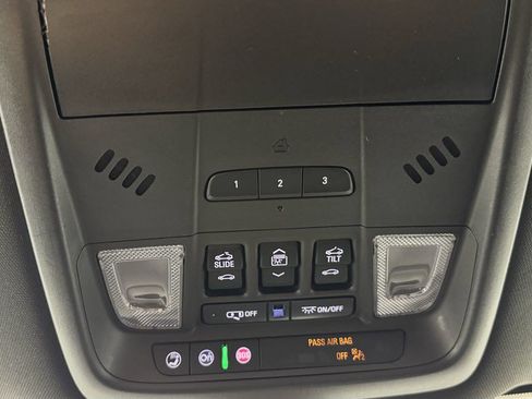 Used 2023 Buick Enclave Essence w/ Experience Buick Package AWD/4WD image 24