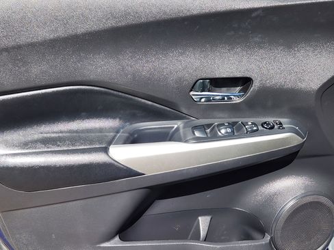 Used 2020 Nissan Kicks SR w/ SR Premium Package FWD image 18