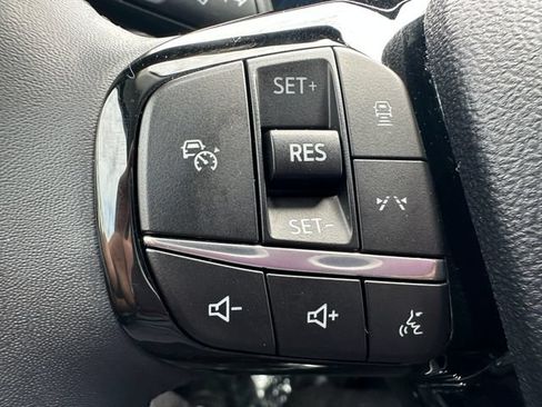 Certified 2025 Ford Escape Platinum AWD/4WD image 13