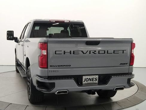 Used 2024 Chevrolet Silverado 1500 RST w/ Z71 Off-Road Package AWD/4WD image 6