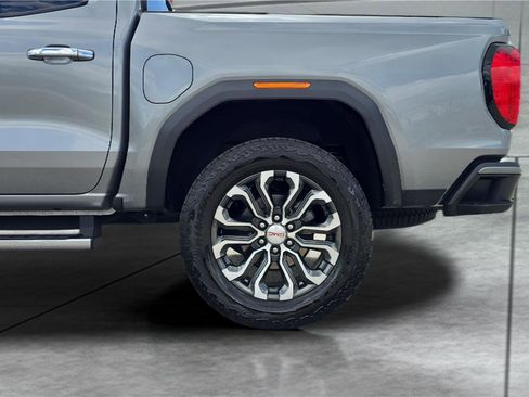 Used 2024 GMC Canyon Denali AWD/4WD image 29