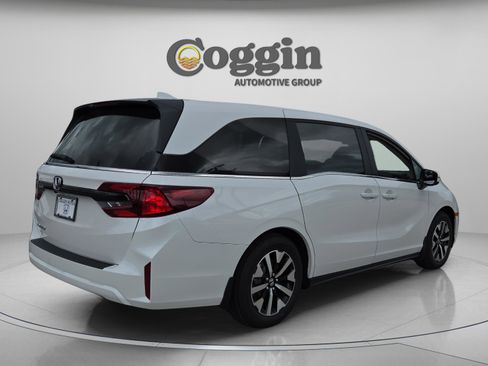 New 2026 Honda Odyssey EX-L image 5