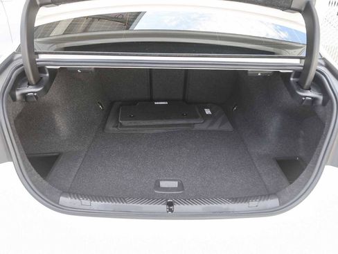 Used 2024 BMW i5 eDrive40i w/ M Sport Package image 22