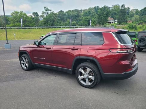 Used 2024 Jeep Grand Cherokee L Limited AWD/4WD image 3