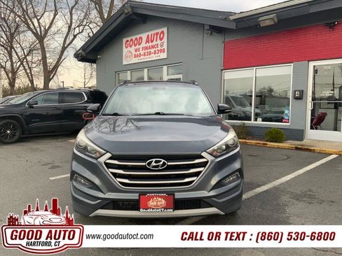 Used 2017 Hyundai Tucson Night image 2