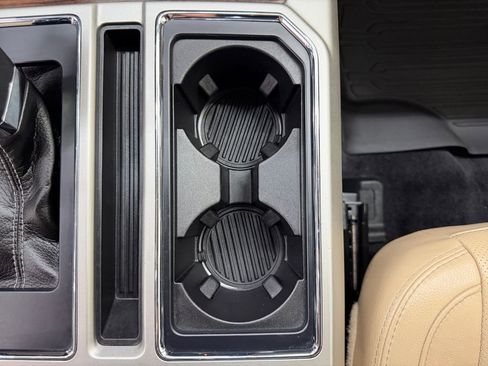 Used 2017 Ford F150 Lariat RWD image 26
