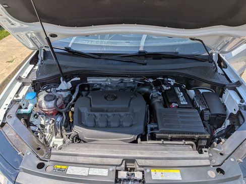 Used 2021 Volkswagen Tiguan SEL AWD/4WD image 19