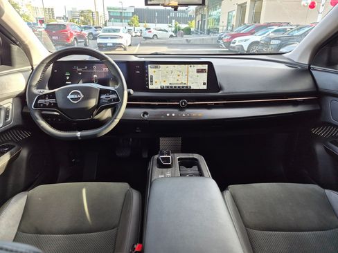 Used 2023 Nissan Ariya AWD image 27