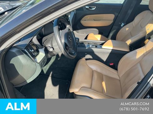 Used 2018 Volvo XC60 T5 Inscription w/ Luxury Seat Package AWD/4WD image 11