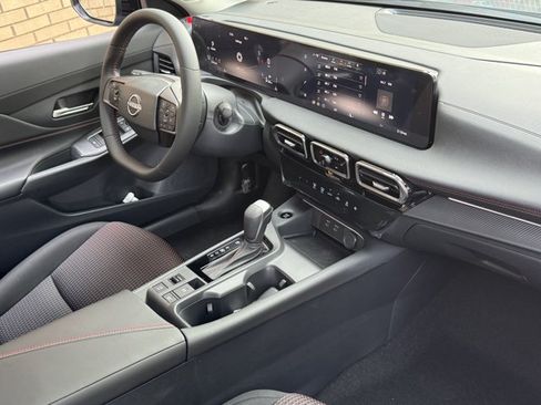 New 2026 Nissan Sentra SR w/ Floor Mat Package FWD image 13