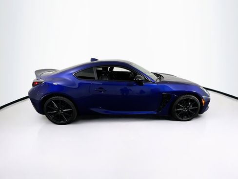 Used 2022 Toyota GR86 Premium image 4