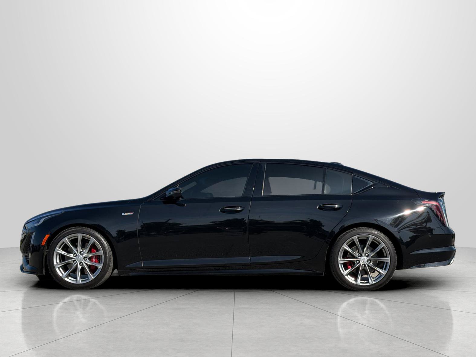 Used 2021 Cadillac CT5 V w/ Platinum Package RWD image 6
